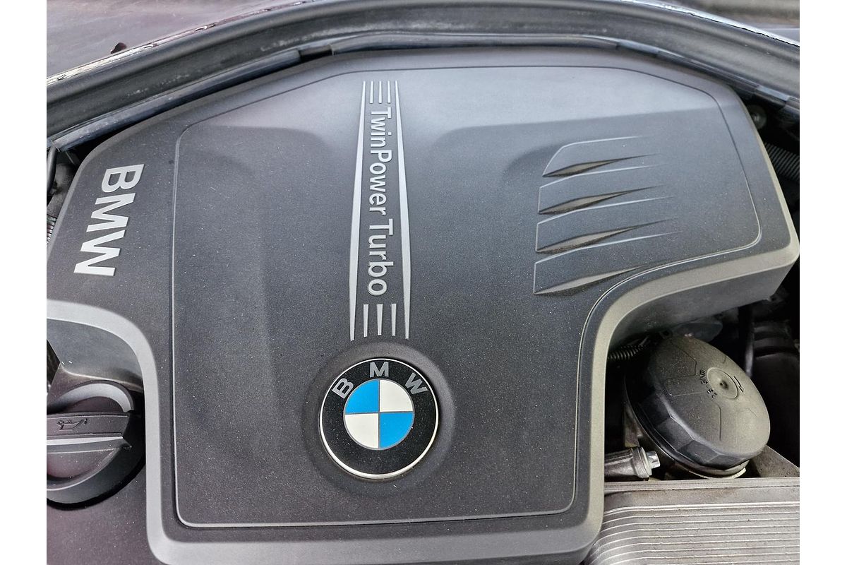 2014 BMW 3 Series 320i Luxury Line F30