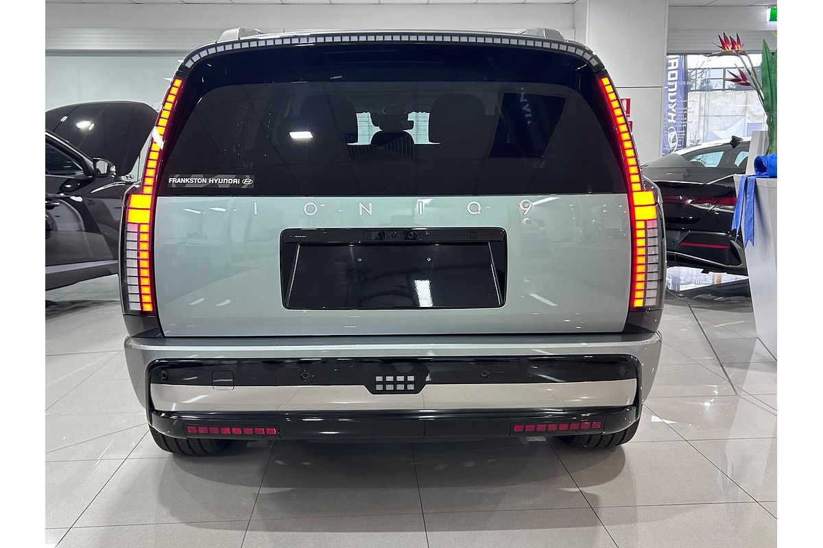2025 Hyundai IONIQ 9 Calligraphy ME.V1