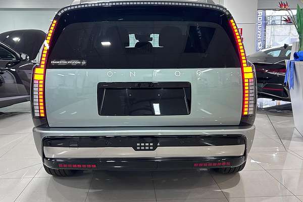 2025 Hyundai IONIQ 9 Calligraphy ME.V1