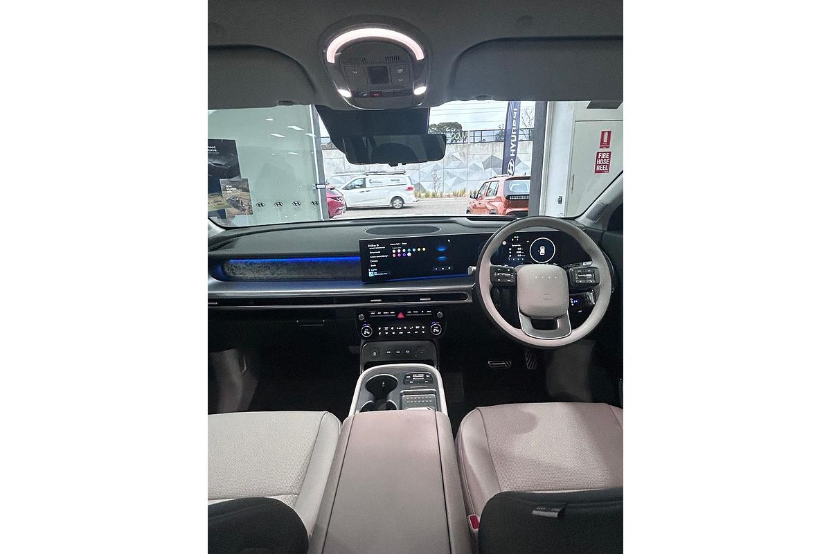 2025 Hyundai IONIQ 9 Calligraphy ME.V1