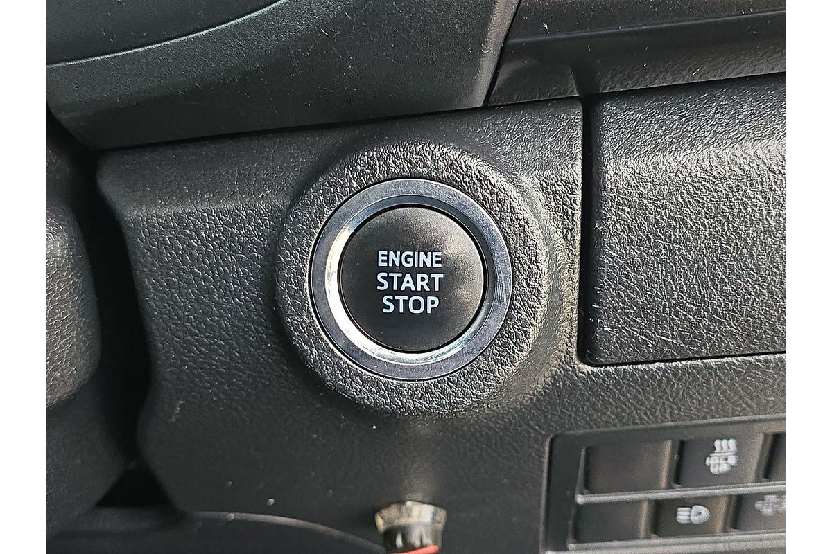2019 Toyota Hilux Rugged X GUN126R 4X4