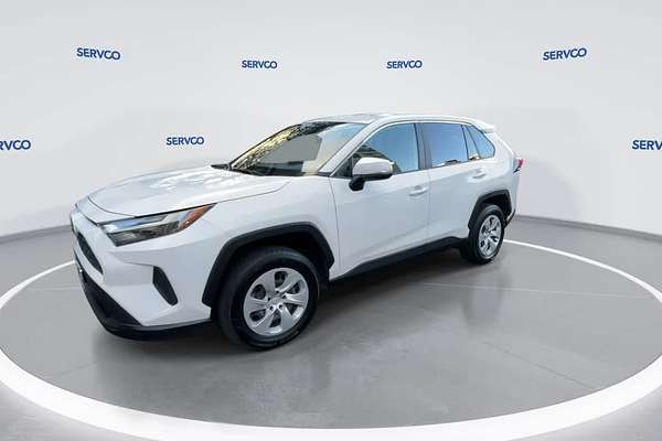 2023 Toyota RAV4 LE