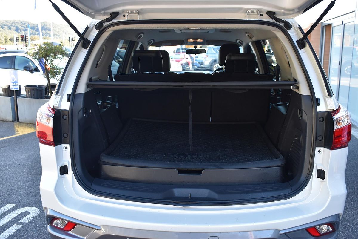 2019 Isuzu MU-X LS-M