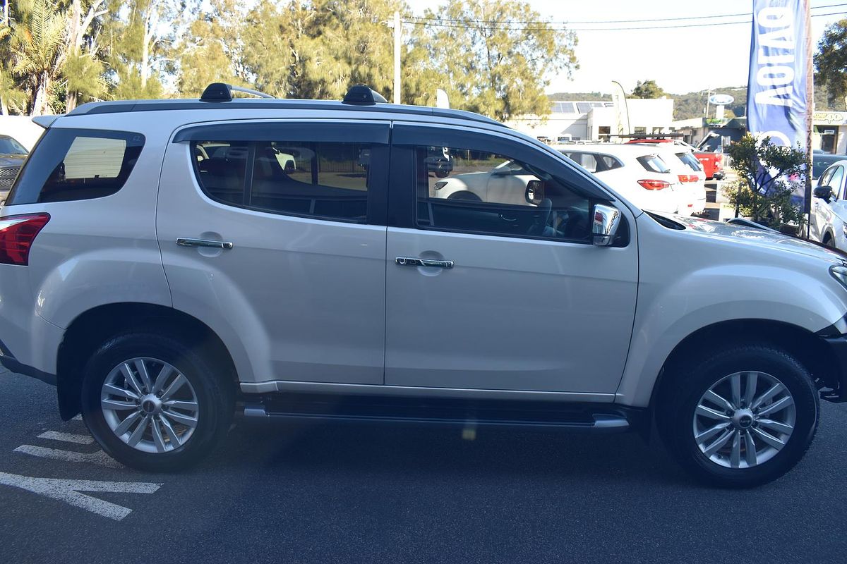 2019 Isuzu MU-X LS-M