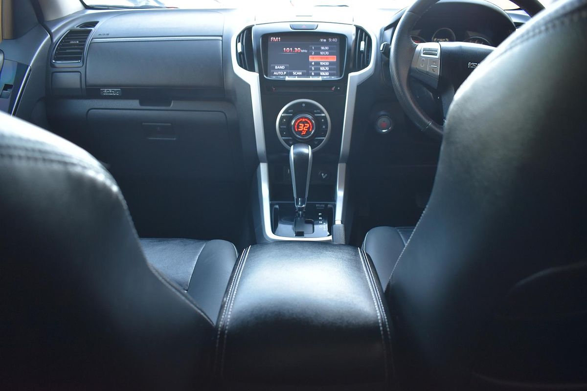 2019 Isuzu MU-X LS-M