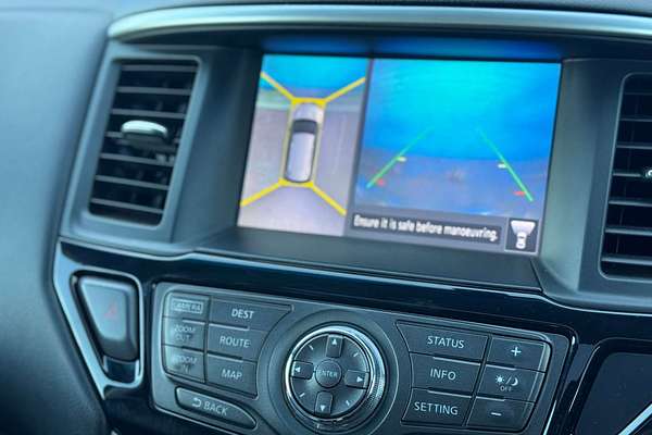 2014 Nissan Pathfinder Ti R52