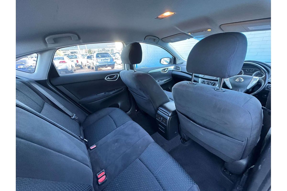2013 Nissan Pulsar ST-L B17