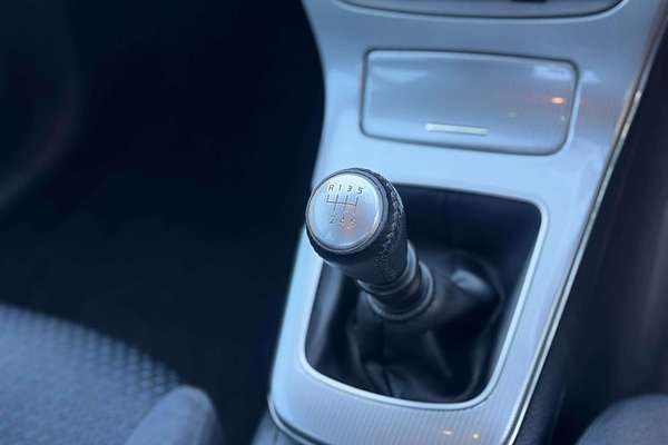 2013 Nissan Pulsar ST-L B17