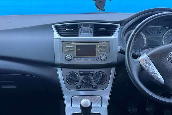 2013 Nissan Pulsar ST-L B17