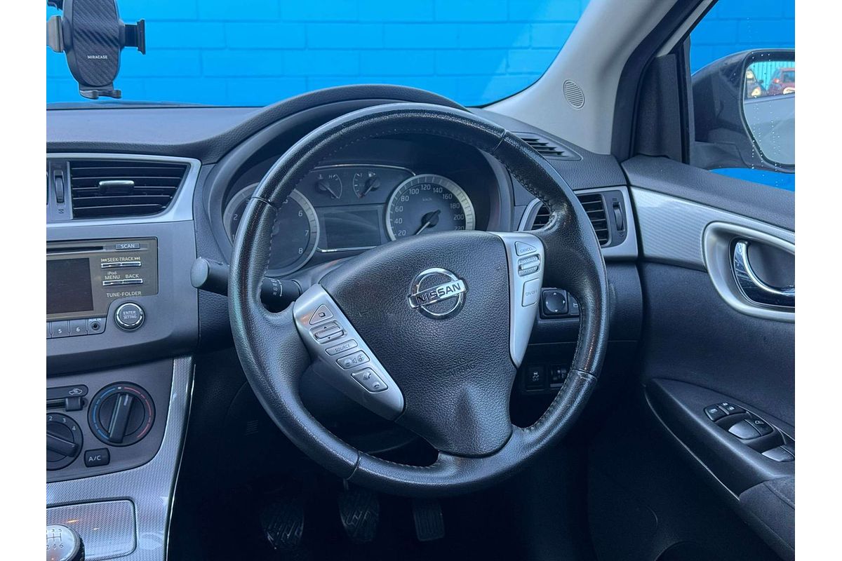 2013 Nissan Pulsar ST-L B17