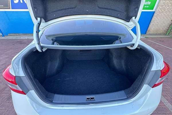 2013 Nissan Pulsar ST-L B17