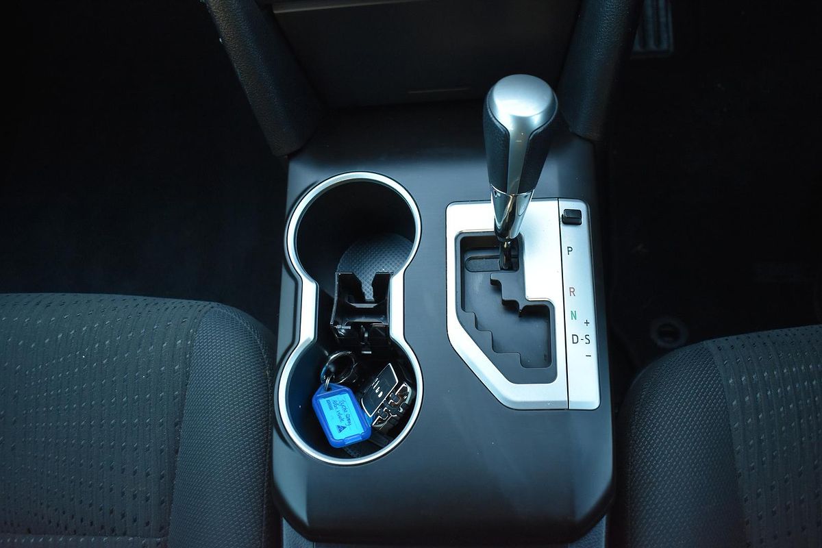 2017 Toyota Camry Atara S ASV50R