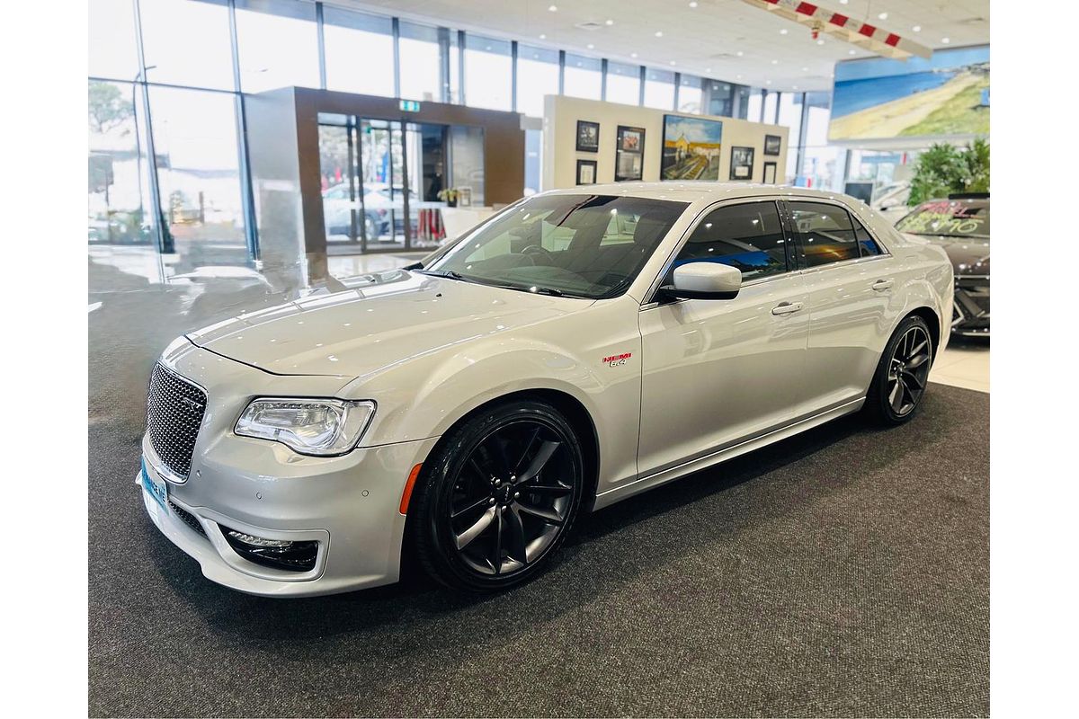 2021 Chrysler 300 SRT Core LX
