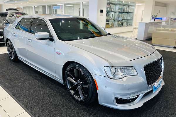 2021 Chrysler 300 SRT Core LX
