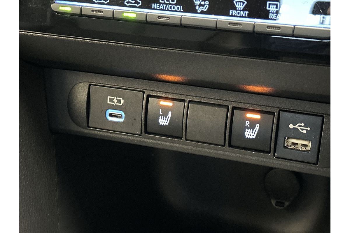 2023 Toyota Yaris Cross Urban MXPB10R