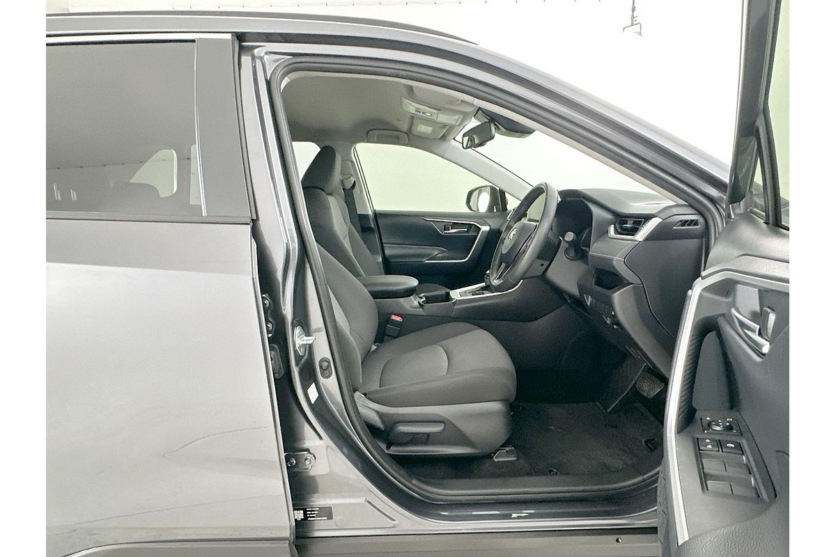 2024 Toyota RAV4 GXL AXAH52R