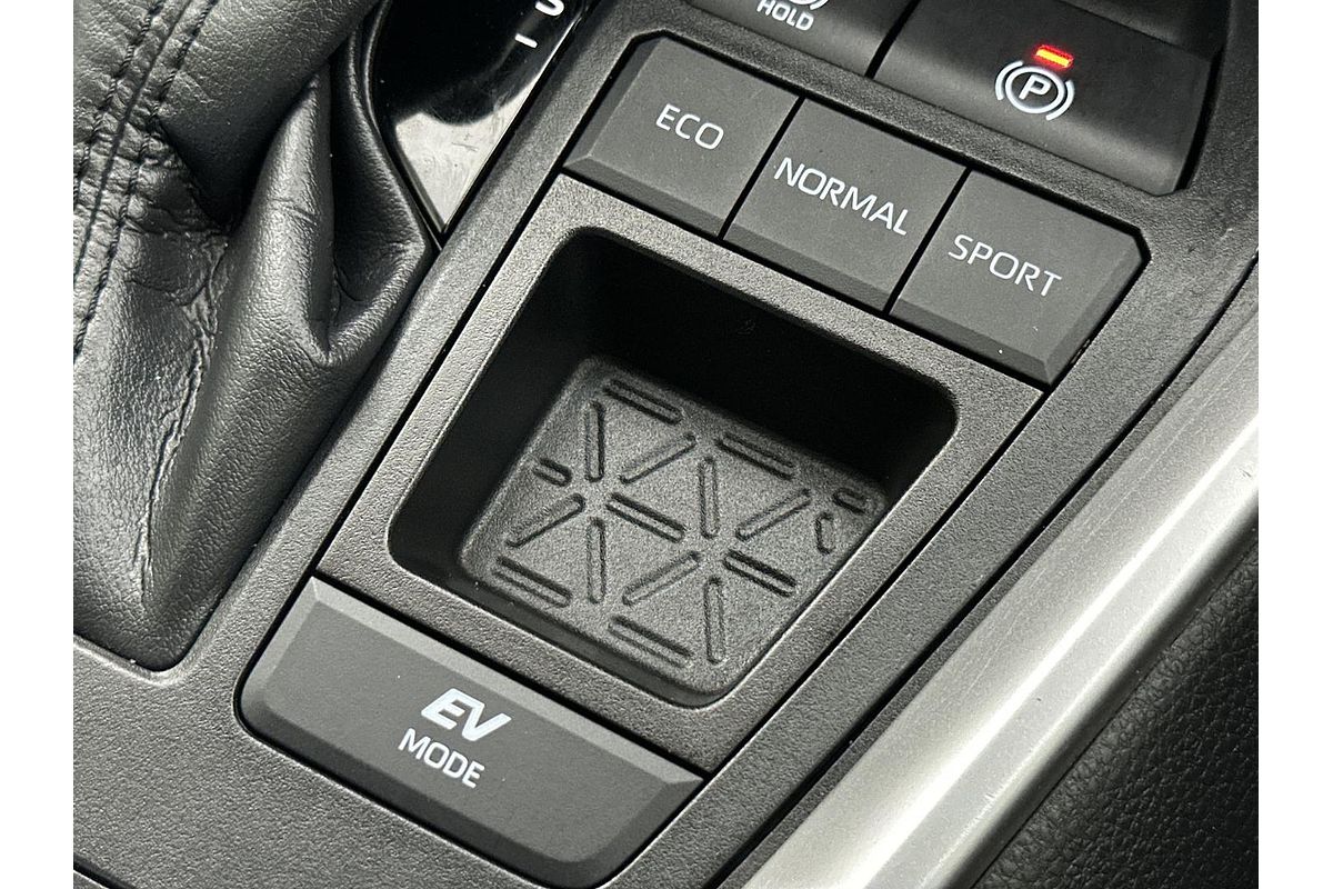 2024 Toyota RAV4 GXL AXAH52R