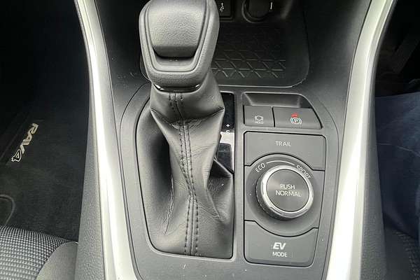 2020 Toyota RAV4 GX AXAH54R