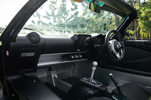 2017 Lotus Elise Sport 220 111