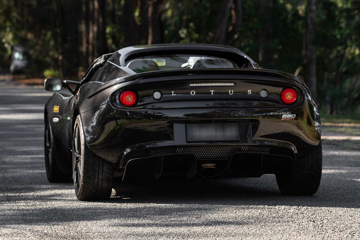2017 Lotus Elise Sport 220 111