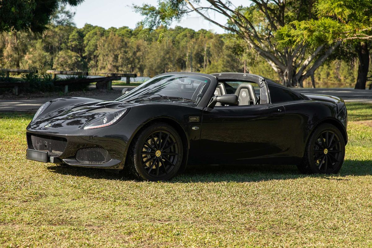 2017 Lotus Elise Sport 220 111