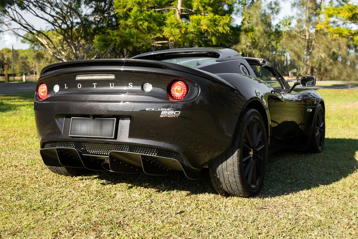 2017 Lotus Elise Sport 220 111