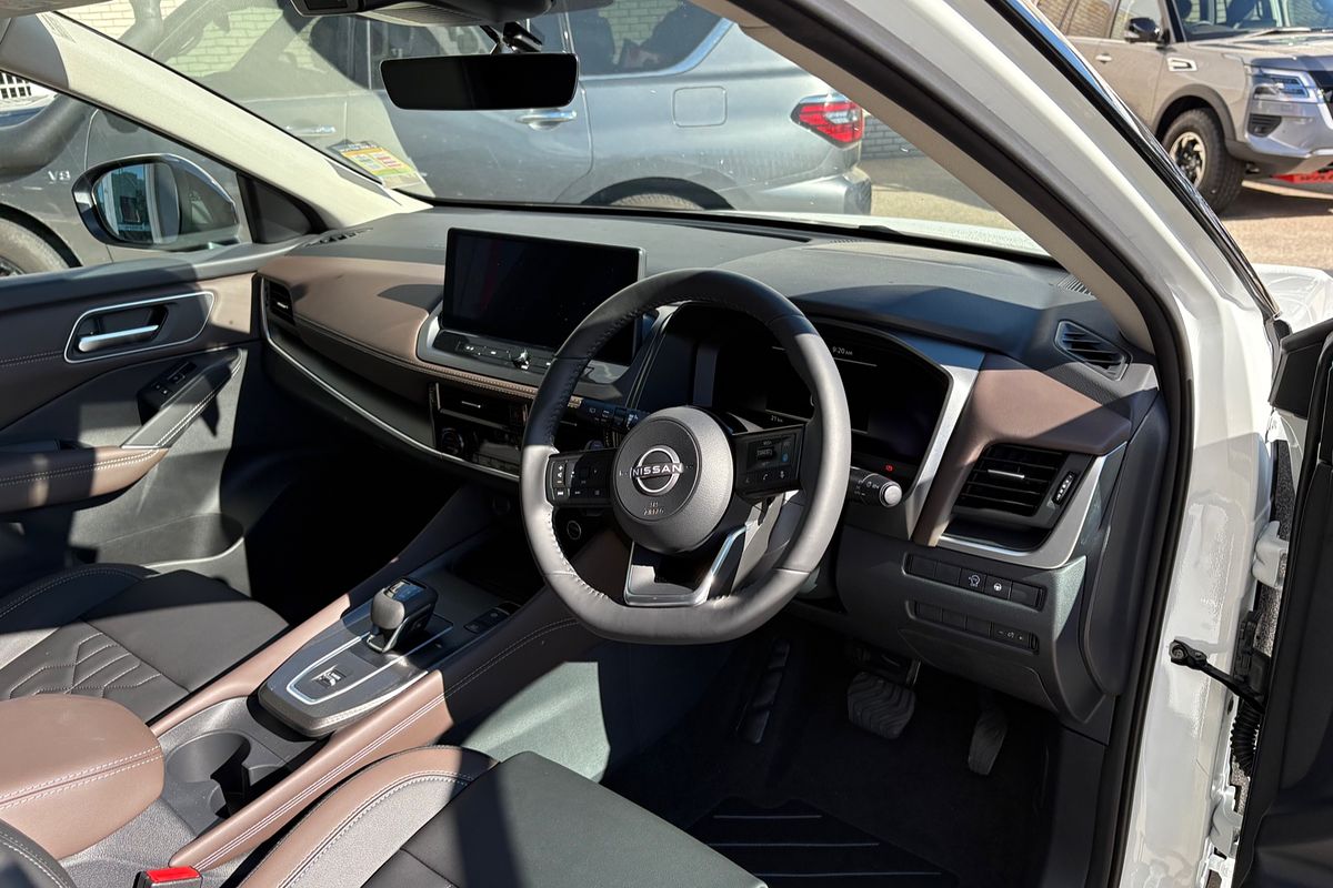 2025 Nissan QASHQAI Ti J12