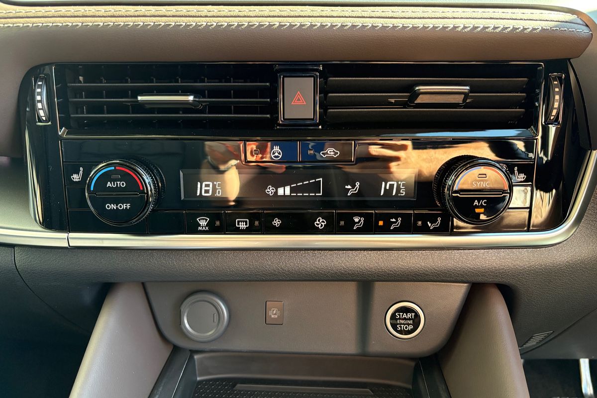2025 Nissan QASHQAI Ti J12