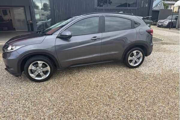 2017 Honda HR-V VTi