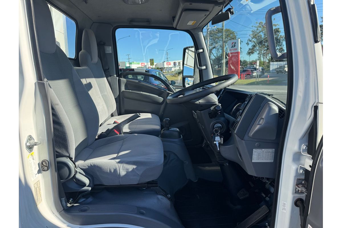 2016 Isuzu N Series NLR 45-150 4x2