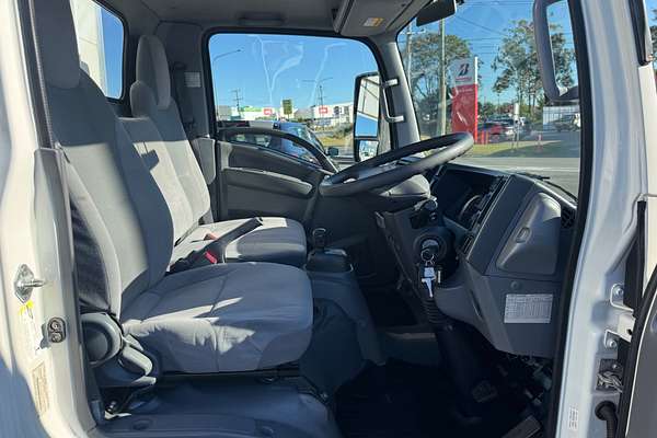 2016 Isuzu N Series NLR 45-150 4x2