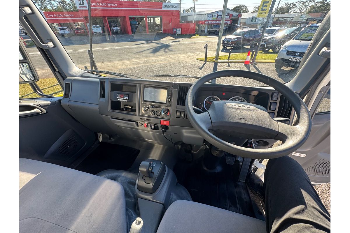 2016 Isuzu N Series NLR 45-150 4x2