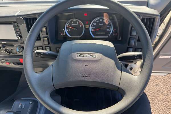 2016 Isuzu N Series NLR 45-150 4x2