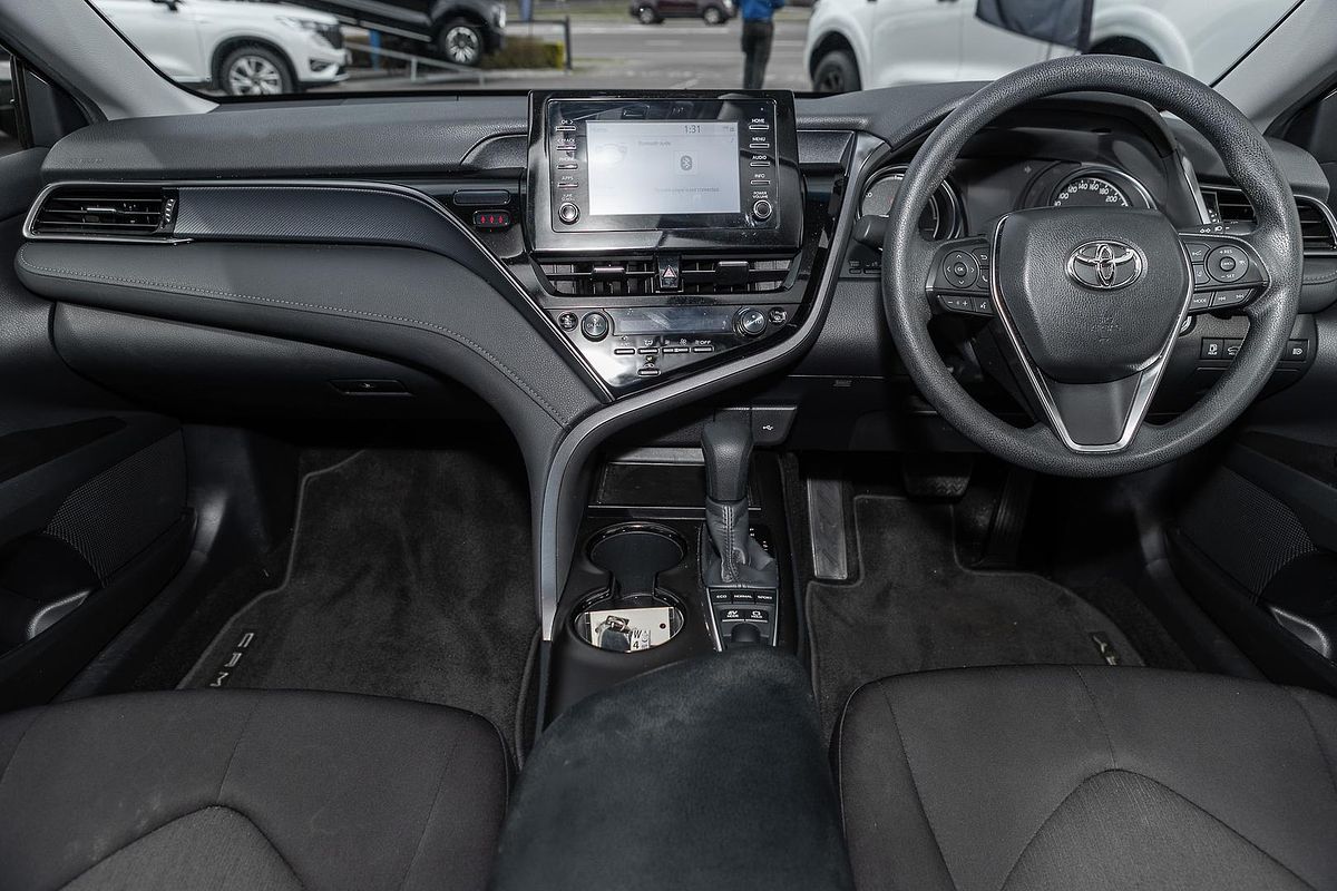 2024 Toyota Camry Ascent AXVH70R