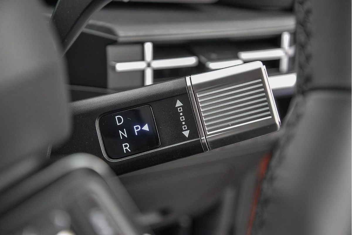 2025 Hyundai Santa Fe Hybrid Elite MX5.V1