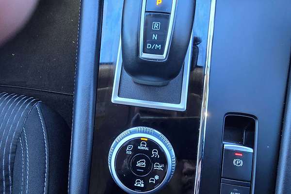 2023 Mitsubishi Outlander LS ZM