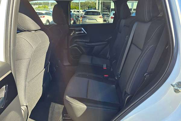 2023 Mitsubishi Outlander LS ZM