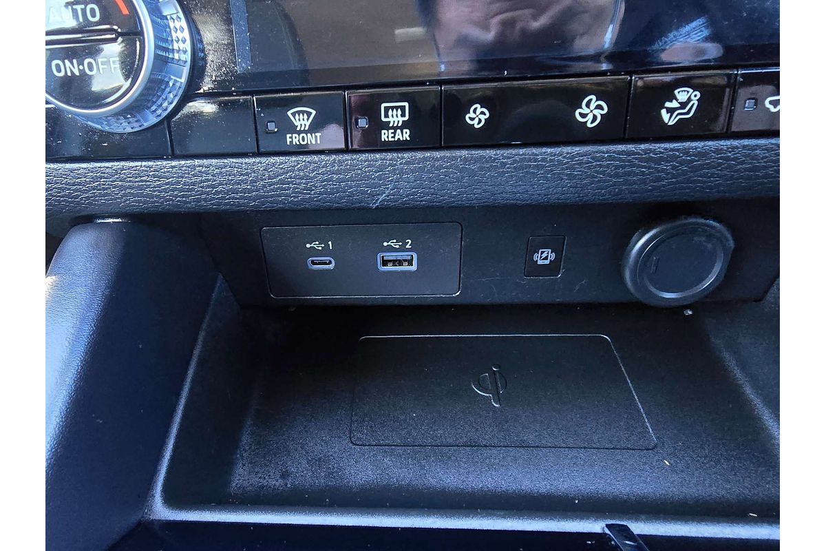 2023 Mitsubishi Outlander LS ZM