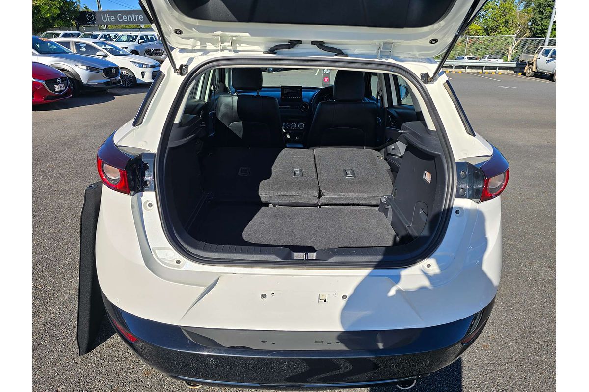 2023 Mazda CX-3 sTouring DK