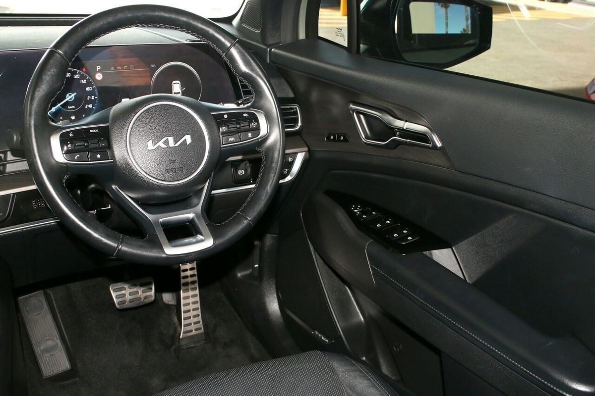 2022 Kia Sportage GT-Line NQ5
