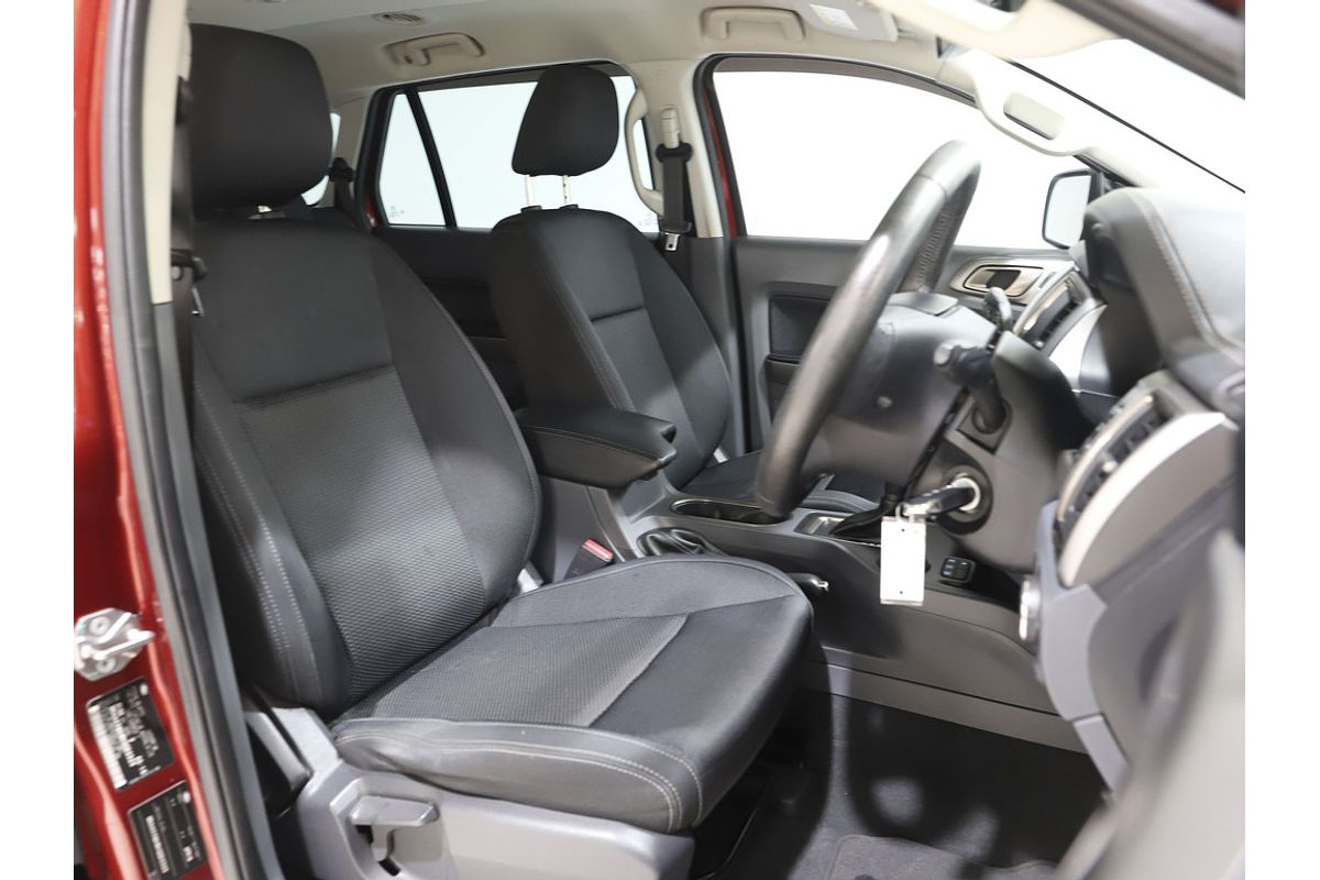 Ford EVEREST 2015.75 SUV TREND 3.2D 6SPD AUTO (zAAJ9AD)