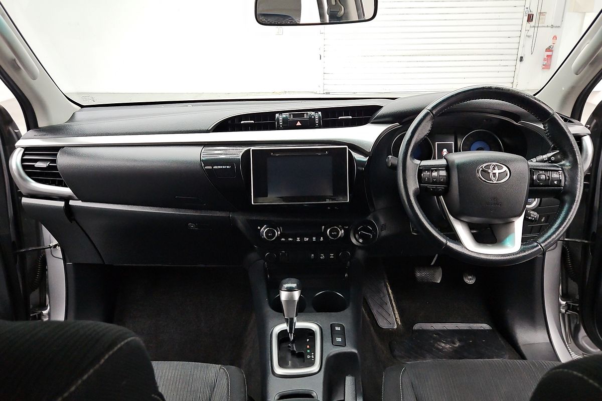 2016 Toyota Hilux SR5 GUN126R 4X4