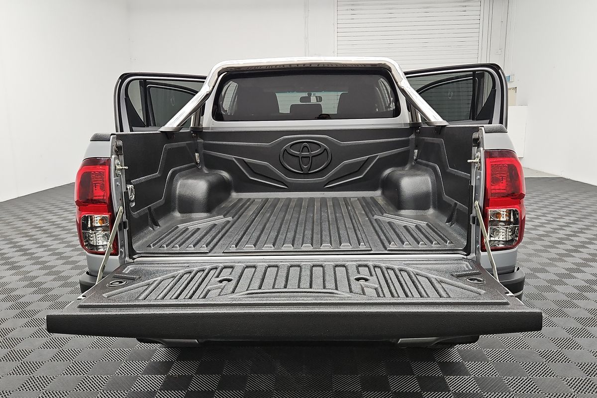 2016 Toyota Hilux SR5 GUN126R 4X4