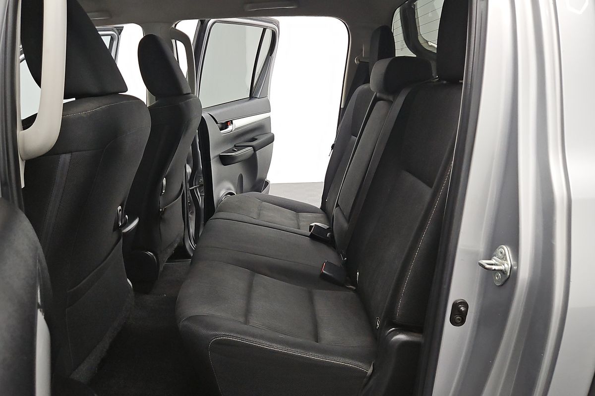 2016 Toyota Hilux SR5 GUN126R 4X4