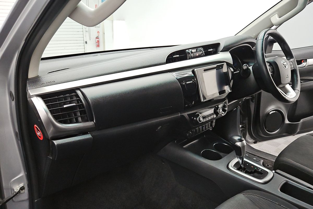 2016 Toyota Hilux SR5 GUN126R 4X4