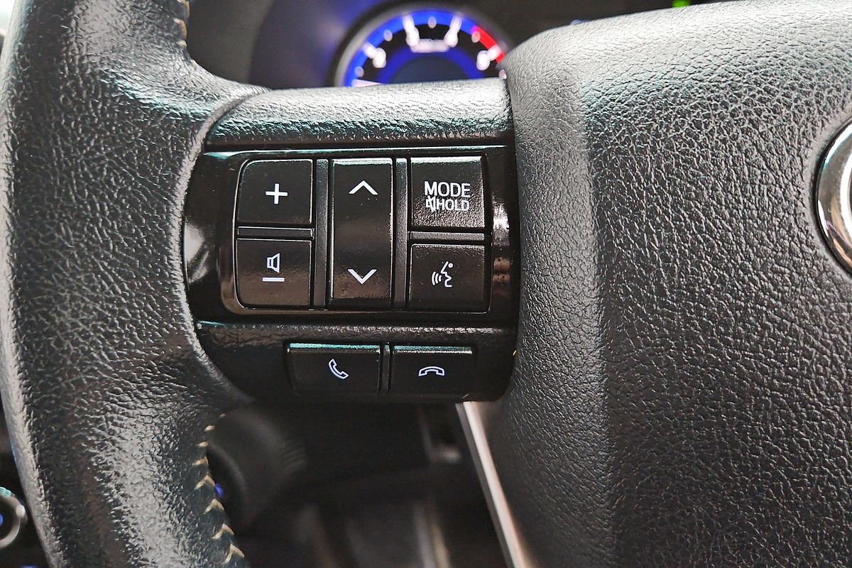 2016 Toyota Hilux SR5 GUN126R 4X4