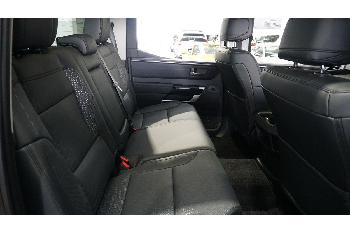 2025 Toyota Tundra Limited VXKH75L 4X4