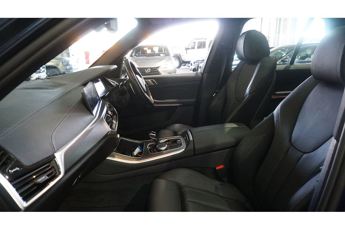 2022 BMW X5 xDrive30d M Sport G05