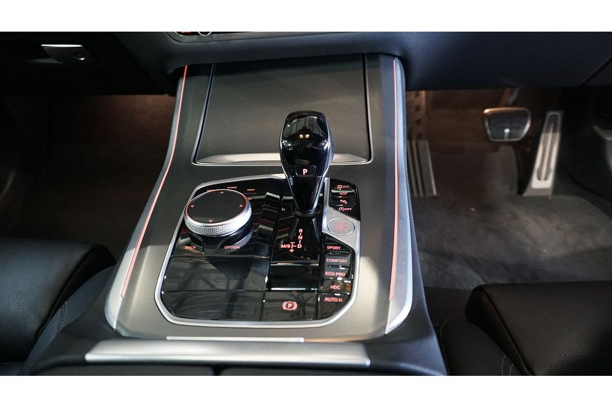 2022 BMW X5 xDrive30d M Sport G05