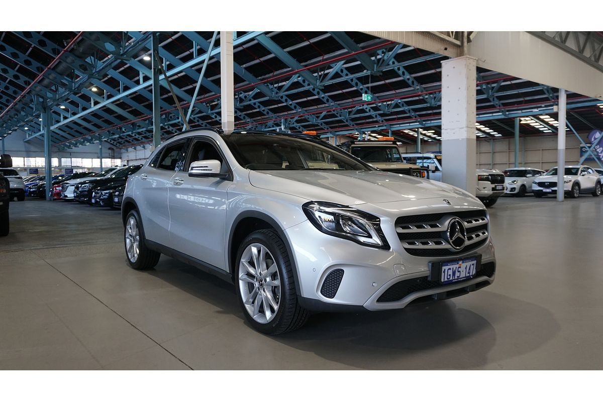 2019 Mercedes-Benz GLA-Class GLA180 Urban Edition X156